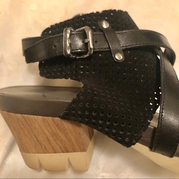 OTBT Take Off Heeled Sandals, Size 8 Leather upper - Picture 4 of 8